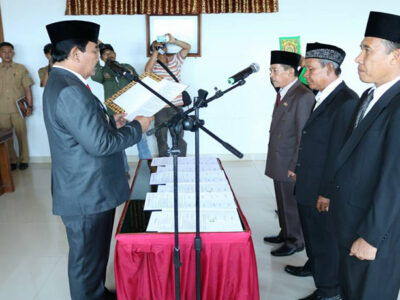 Pelantikan Pejabat Pimpinan Tinggi Pratama di Lingkungan Pemkab Seluma berlangsung khidmat
