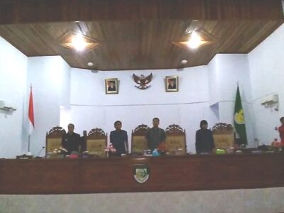 Rapat Paripurna Agenda Penyampaian LKPJ Bupati Seluma TA. 2017
