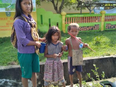 Suku Anak Dalam Berkeliaran di Bengkulu
