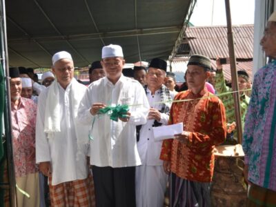 Ka.Kanwil Resmikan Masjid Nurul Huda Desa Paku Haji Benteng