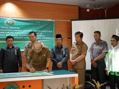 Gusnan Hadiri Pencanangan Pembangunan Zona Integritas PN Manna