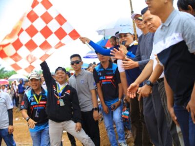 Plt Bupati Buka Open Road Race dan Grasstrack Bupati Cup 2019