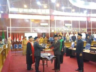 Wien Zafitrah Resmi Jabat Waka I DPRD
