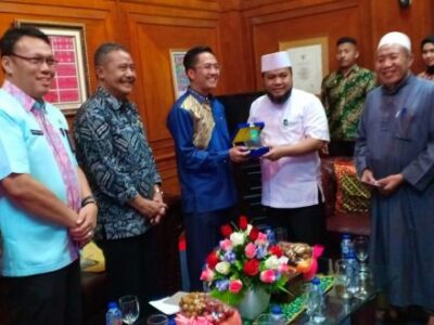 Kunker ke Pemkot Palembang, Walikota Belajar Program Subuh Berjamaah