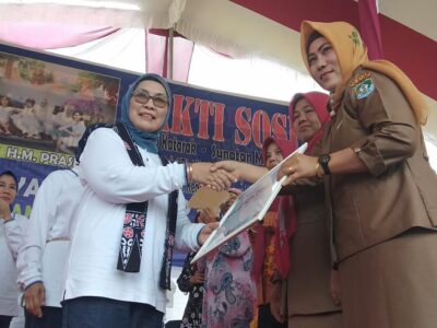 Bakti Sosial, Isteri Jaksa Agung Kunjungi RSUD Kaur dan Sosialisai di Desa Cuko Enau
