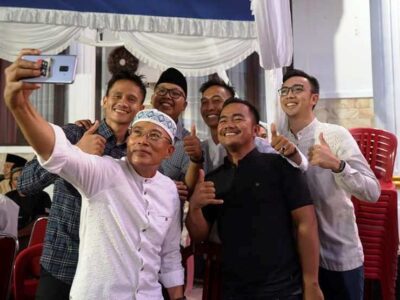 Tingkatkan Silahturahmi, Gusnan Buka Bareng Bersama Puluhan Komunitas