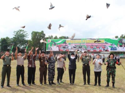 Gubernur Jatim dan Pangdam V/Brawijaya Resmikan Pelaksanaan TMMD ke-105