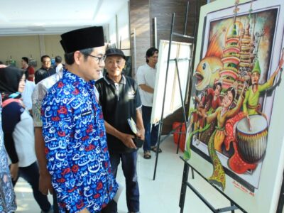 Kunjungi Pameran Seni Rupa di Taman Budaya Bengkulu