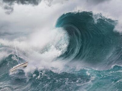 Menguak Sejarah Tsunami Besar di Pantai Selatan Jawa dari Mitos Ratu Kidul