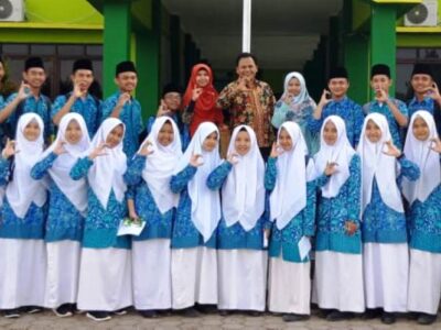 Bersaing Diajang KSM, MAN IC Benteng Kembali Raih Juara Umum