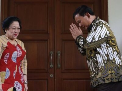 Lonceng Kematian Demokrasi di Indonesia