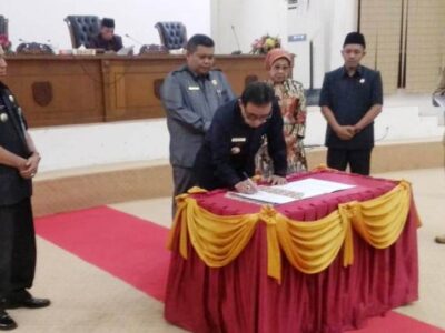 Nota Kesepakatan KUA dan PPAS Perubahan APBD Kepahiang TA 2019 Ditandatangani