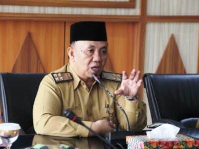 Gubernur Rohidin Copot Sekda Novian