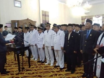 Lantik Pejabat Eselon II, III dan IV Bengkulu Utara, Ini Pesan Bupati Mian