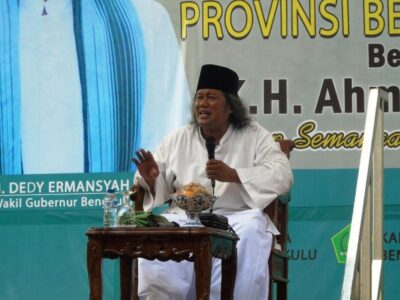 Jamaah Padati Tabligh Akbar Bersama Gus Muwafiq