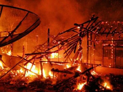 Rumah Pedagang Sayur di Bengkulu Utara Ludes Terbakar