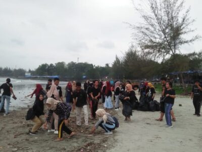 Peringati Sumpah Pemuda, HIMA KS Unib Adakan Aksi Bersih Sampah