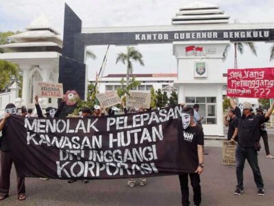 Aktivis Lingkungan Kembali Gelar Aksi, Tolak Pelepasan Hutan Bengkulu