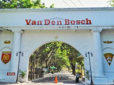 Misteri Dibalik Benteng Van Den Bosch Armed 12/Angicipi Yudha