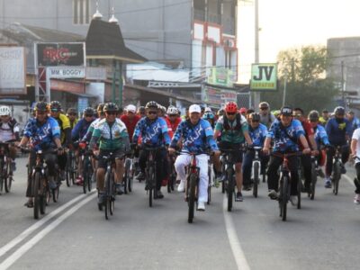 Meriahkan HUT Provinsi Bengkulu Ke-51, Ratusan Goweser Ikuti Fun Bike