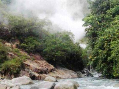 Pesona Objek Wisata Air "Belerang" Putih Lebong dan Terapi Kesehatan