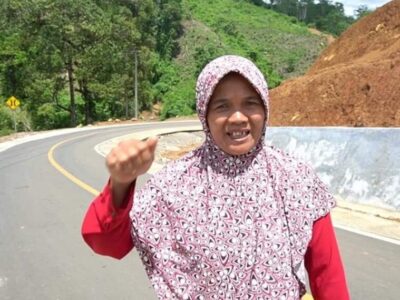 Jalan Mulus, Masyarakat Puji Kepemimpinan Gubernur Rohidin