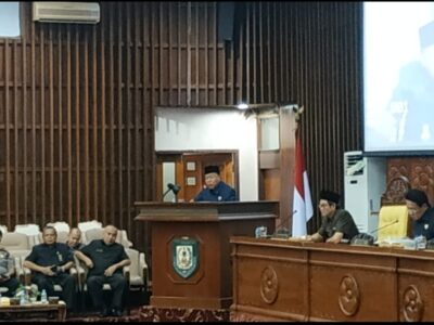 Delapan Fraksi DPRD Provinsi Setuju Dua Raperda Usulan Gubernur Dilanjutkan Pembahasannya