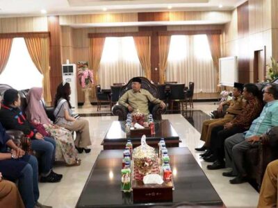 Gubernur Rohidin Titip Nama Baik Bumi Rafflesia pada Perwakilan Bengkulu