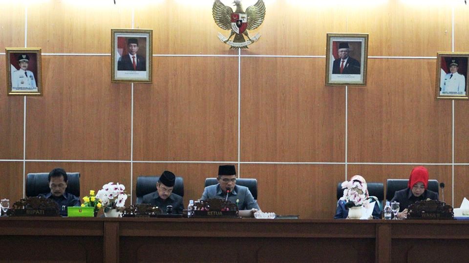 Paripurna DPRD Benteng, Bahas Raperda PDAM Tirta Rafflesia dan Perubahan Perda Perangkat Desa