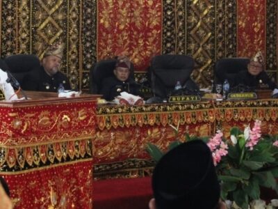 Hadiri Paripurna Istimewa HUT BS ke-71, Ini Pesan Gubernur Rohidin