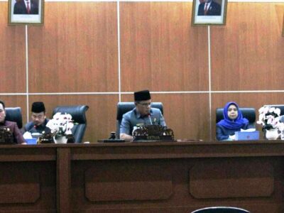 DPRD Benteng Gelar Paripurna Pandangan Umum Fraksi Terhadap Raperda PDAM Tirta Raflesia dan Perubahan Perda Perangkat Desa