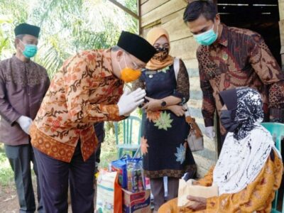 Hidup Sebatang Kara, Nenek Ngatirah Dapat Perhatian Gubernur Rohidin