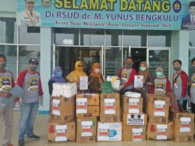 Alumni SMP N 02 Kota Bengkulu Angkatan 1992 Sumbang APD