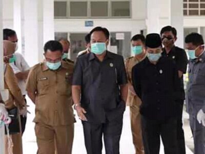 Ketua DPRD Bengkulu Selatan Pantau Ruang Isolasi Covid-19 di RS Hasanudin Damrah