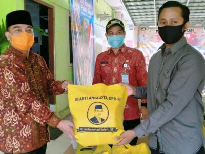 Bantu Tanggulangi Covid-19, M Saleh Beri Bantuan APD di Beberapa RS Bengkulu