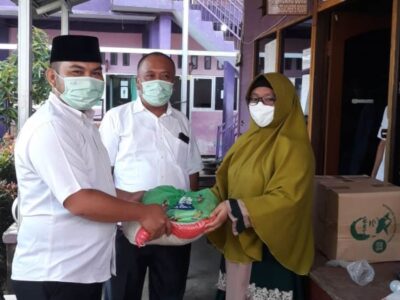 Bakti Sosial, GP Ansor Provinsi Bengkulu Berbagi Sembako untuk Guru Ngaji