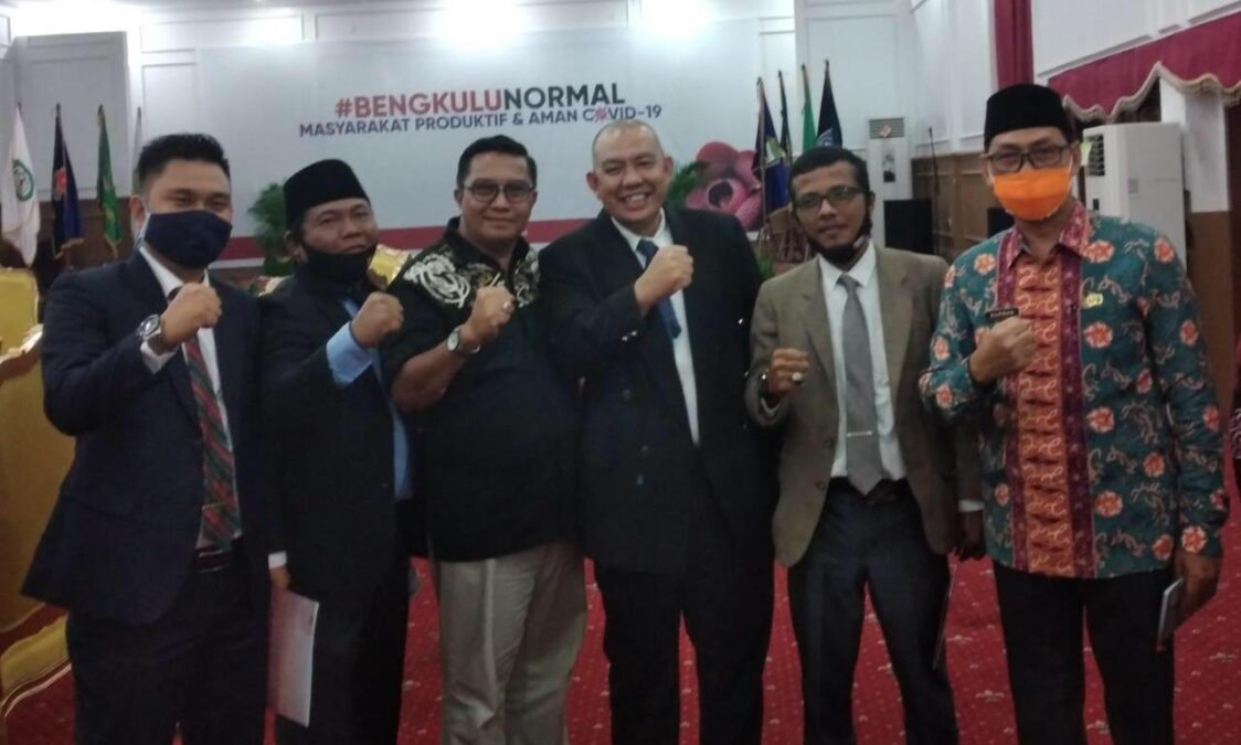 Empat Advokat Ini Jadi Pengacara Pemprov, Berikut Profil Singkatnya