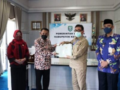 Bupati Hidayat Terima Sertifikat Tanah Hibah, Siap Majukan Sektor Pariwisata