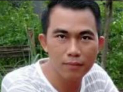 Guru Agama Ini Dipecat Hanya Lewat Pesan WA