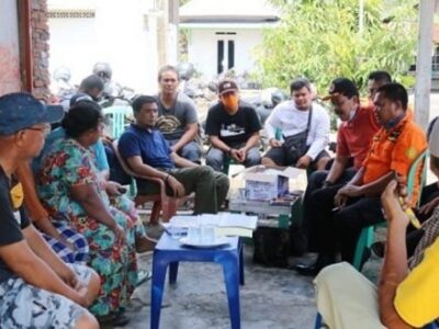 Kunjungan, Kepala DKP Kota Bengkulu Semangati Keluarga Nelayan yang Hilang
