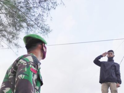 Pelanggar Tak Pakai Masker, Push Up dan Nyanyi Indonesia Raya