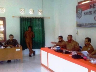 Geruduk Kantor Desa, Warga Minta Kadus Dipecat