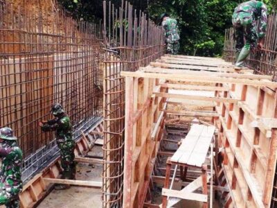 Satgas TMMD 108 Kodim 0105/Abar Kebut Pengecoran Box Culvert