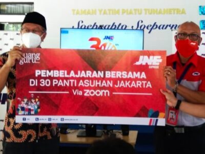 JNE Bersama Ruangguru Bantu Pelajar Kurang Mampu