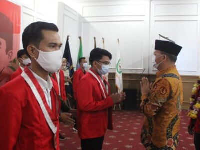 Pesan Gubernur di Acara Pelantikan GMNI Cabang Bengkulu