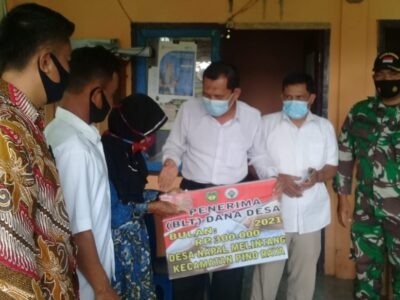 Penyaluran BLT Dana Desa Tahap I Napal Melintang Berjalan Sukses