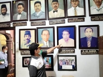 Museum di Rumah Sendiri; Tok Wan Haria Menunggu Rindu