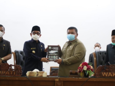 Paripurna Nota Pengantar LKPJ Bupati Kepahiang Tahun 2020 Berlangsung Khidmat
