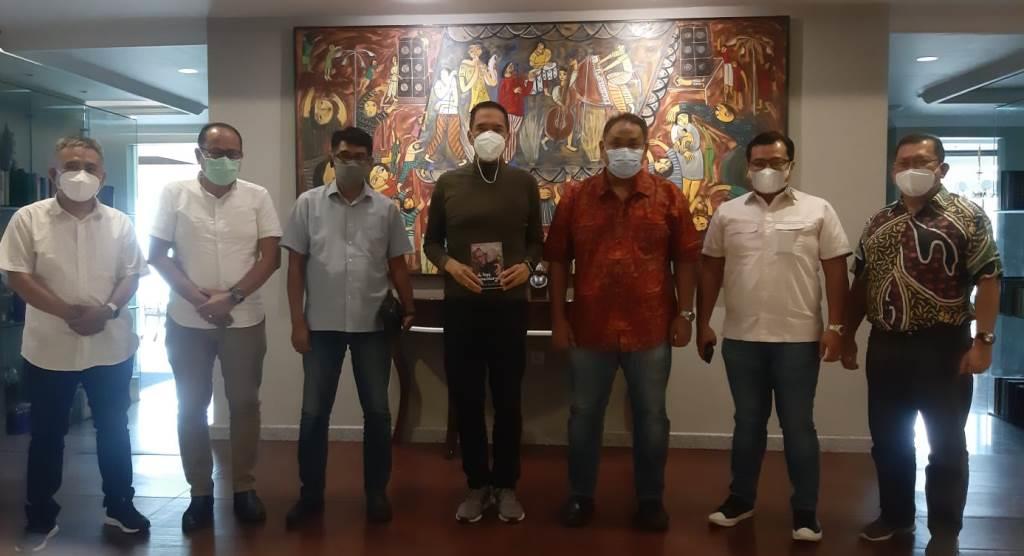 Di Forum Safari Jurnalistik FIF Group Ketum JMSI Sampaikan Tantangan Media Siber