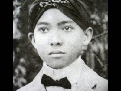 Mengenang Ideologi Soekarno Muda